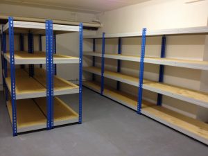 Стеллажи для склада: как выбрать идеальное решение для эффективного хранения