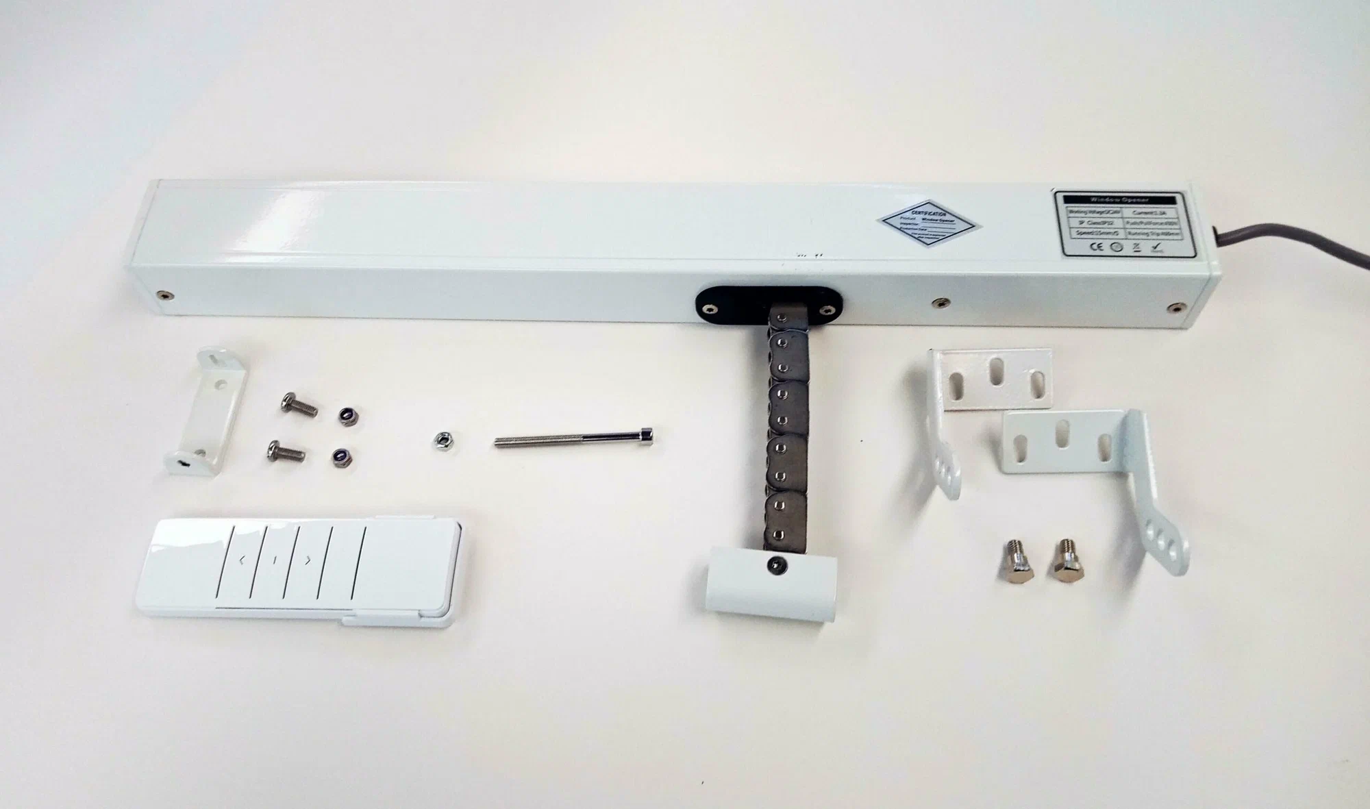 Электроприводы для окон: как выбрать идеальное решение для комфорта и безопасности