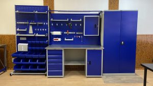 Металлическая мебель от производителя: как выбрать идеальное решение для любого пространства